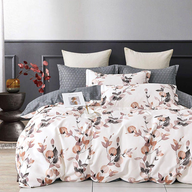 Спално бельо от 100% памук – бяло и сиво с цветя и листа
