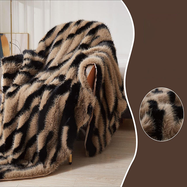 Луксозно одеяло с изкуствен косъм от норка - кафяво и черно 