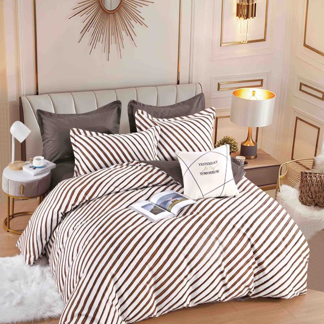 Спално бельо от 100% памук - бяло и кафяво на раета - F6-206