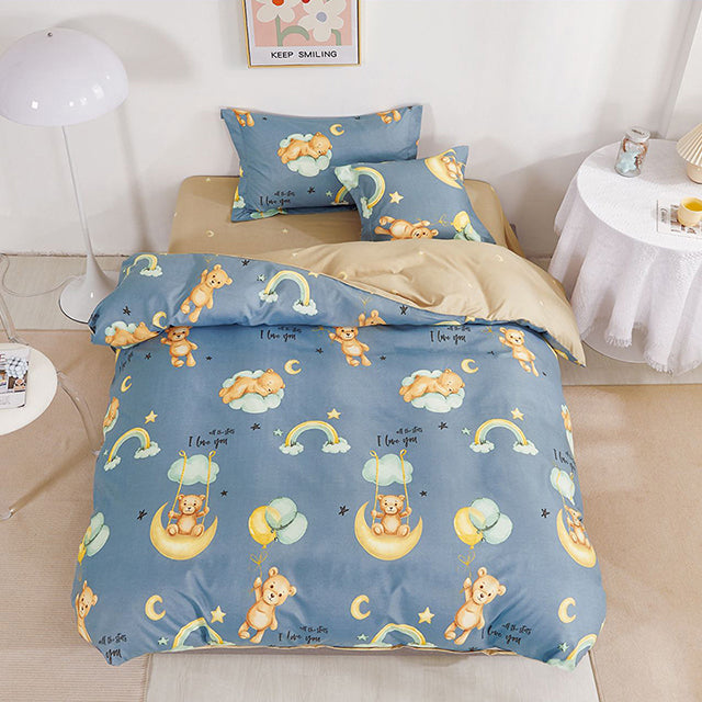 Единично спално бельо с ластик – синьо и кафяво с мечета и луни